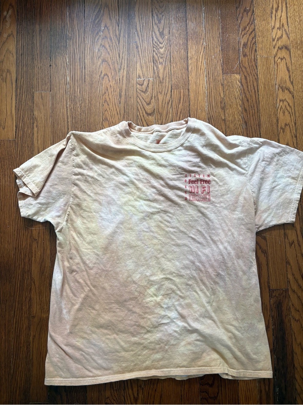 Vintage system sound feel free hi Fi tee. Men’s XXL